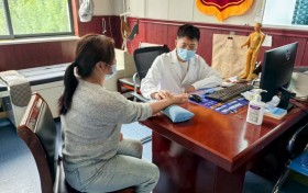 医心灼灼照乡野：退伍军医李万辉的跨界人生